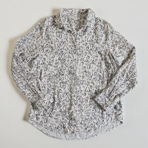 Beachlunchlounge Heart Button Down Shirt-Size Medium